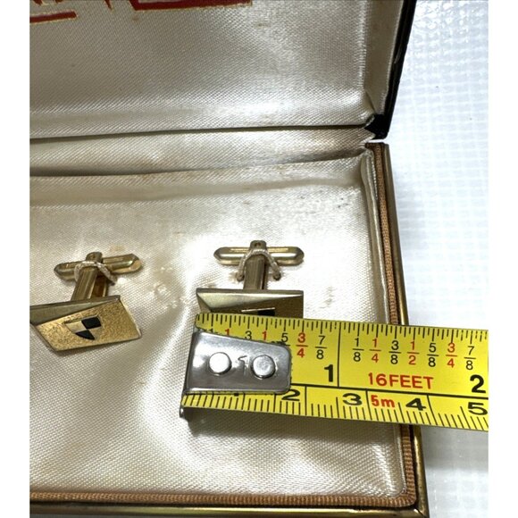 Vintage LA MODE Heraldic Shield Gold-Tone Designer Cufflinks - Picture 3 of 5